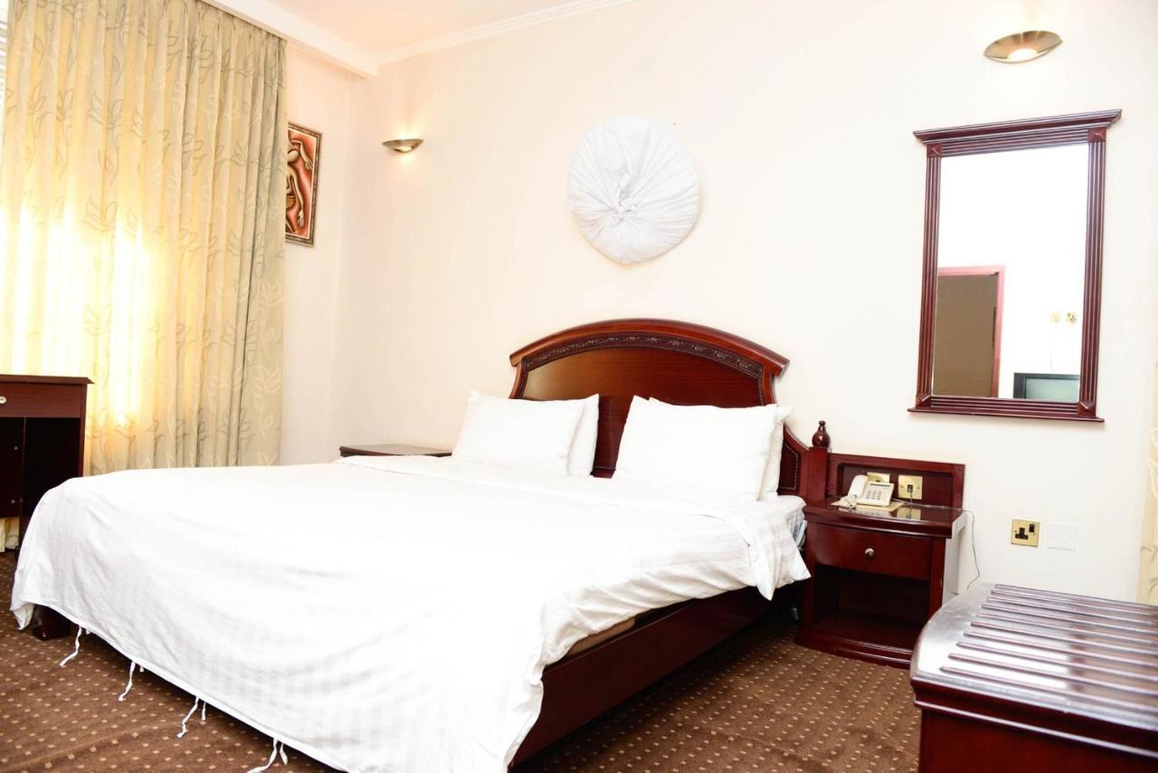 Room In Bb - Enjoy You Vacation Wail Staying In This Single Room Fit For 2 People Kigali Luaran gambar