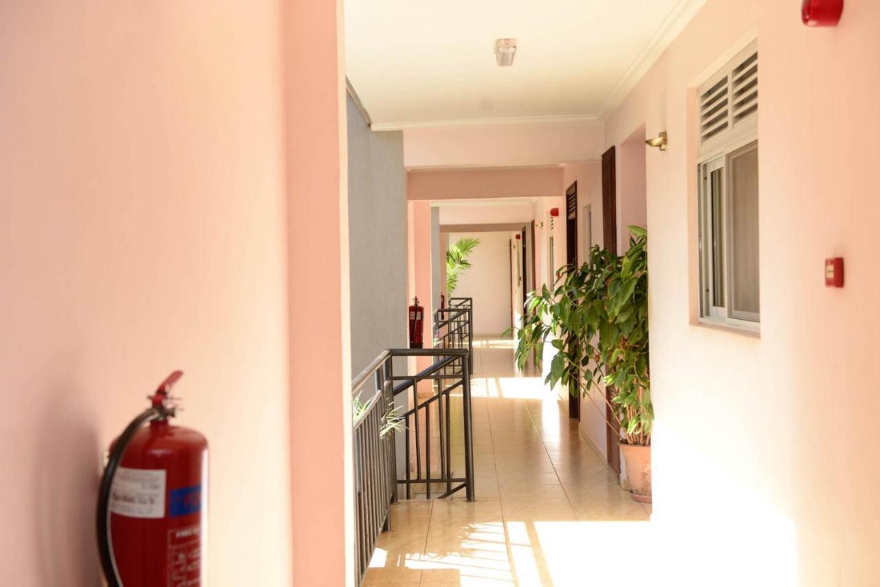 Room In Bb - Enjoy You Vacation Wail Staying In This Single Room Fit For 2 People Kigali Luaran gambar